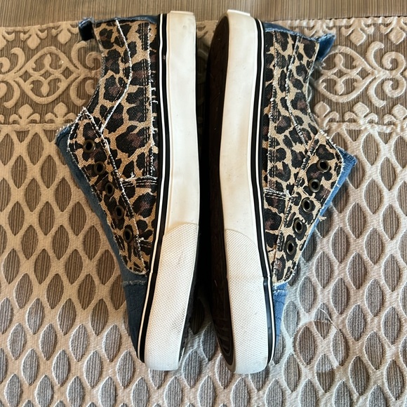 Gypsy Jazz Double Sided Leopard Shoes 8 - Picture 3 of 6